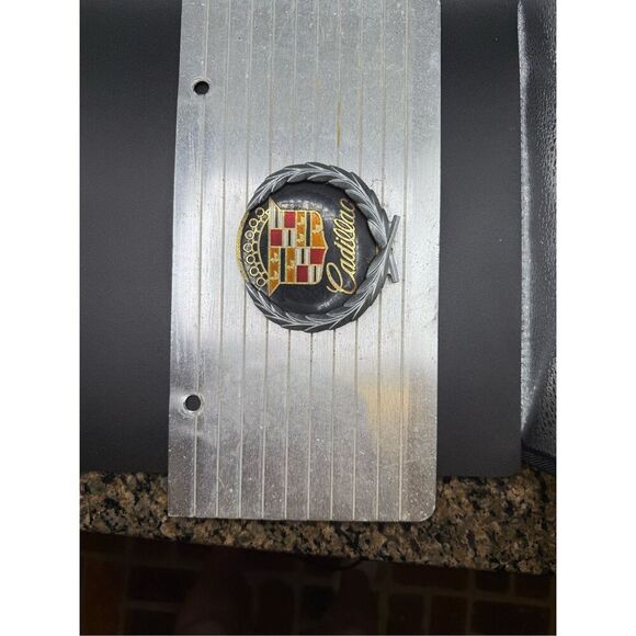 Cadillac Automobile Plate With “ Cadillac Wreath and Crest” Logo Vintage - Picture 9 of 11